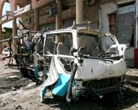 Un double attentat à la voiture piégée fait 12 morts et 45 blessés à Bouira