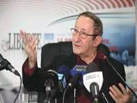 Il était, hier, l’invité du Forum de “Liberté“
Idir : Algérien à part entière ?