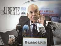 Abdelaziz Rahabi au Forum de “Liberté”
“Il n’y aura pas de présidentielle en 2014”